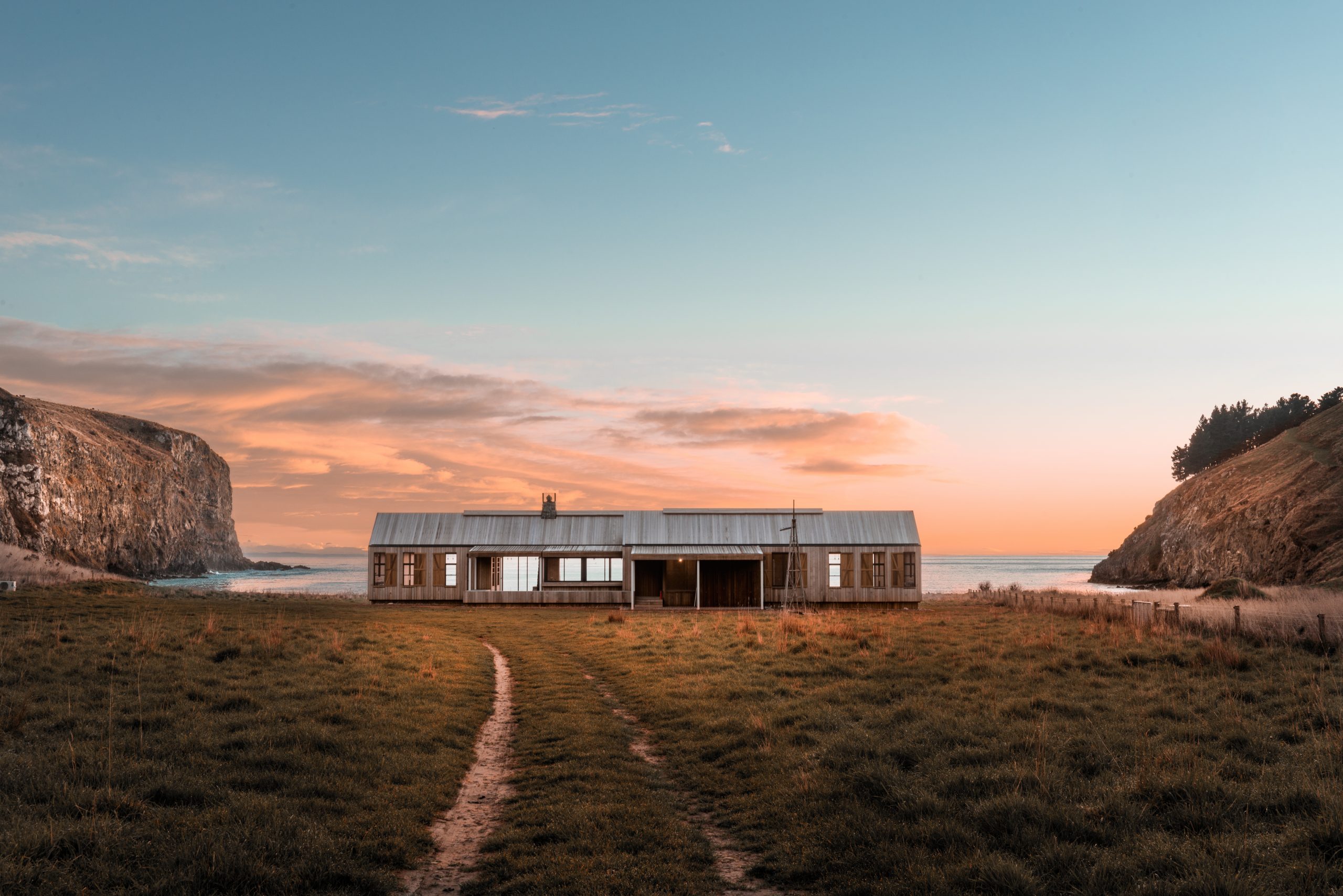 In luxury tourism, stars are falling and lodges are on the rise
