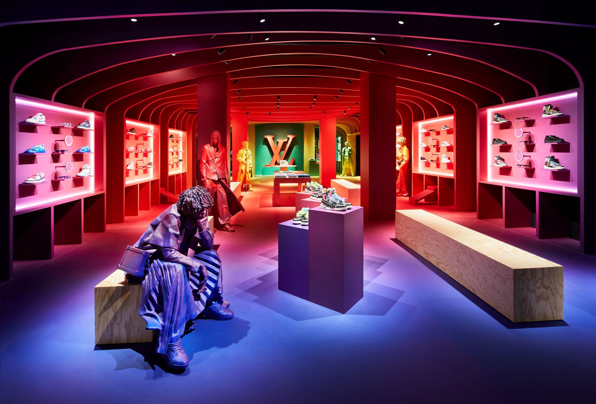 Visual Merchandising: Louis Vuitton