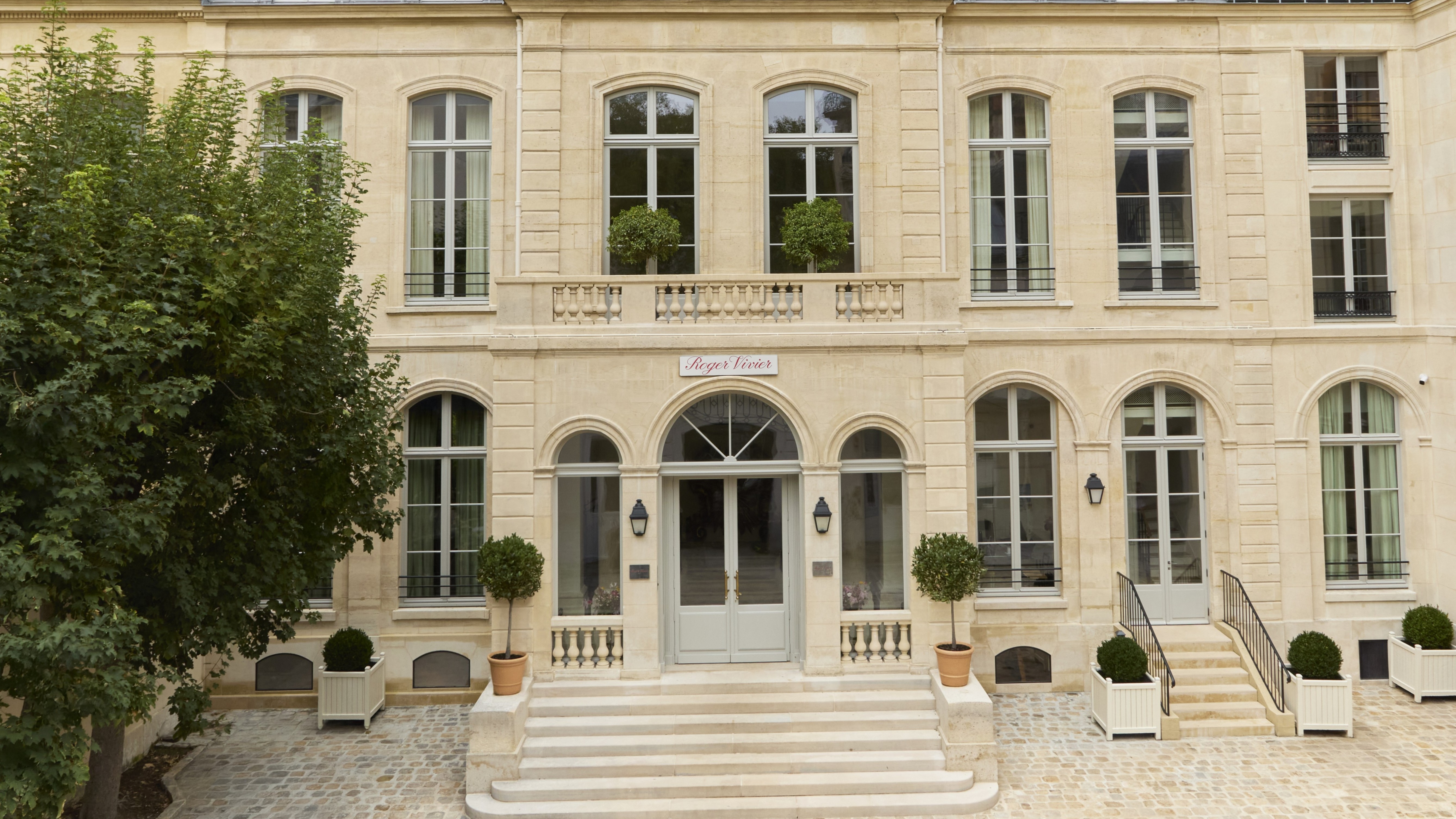 Taking Over Historical Monuments: The Luxury Trend to Cement Legitimacy ...