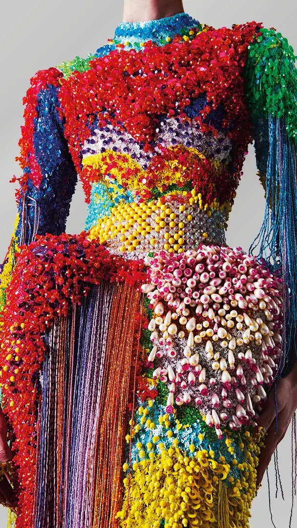 アート・デザイン・音楽 Paris, Milan Haute Couture Collection Germanier's Art At Mudac