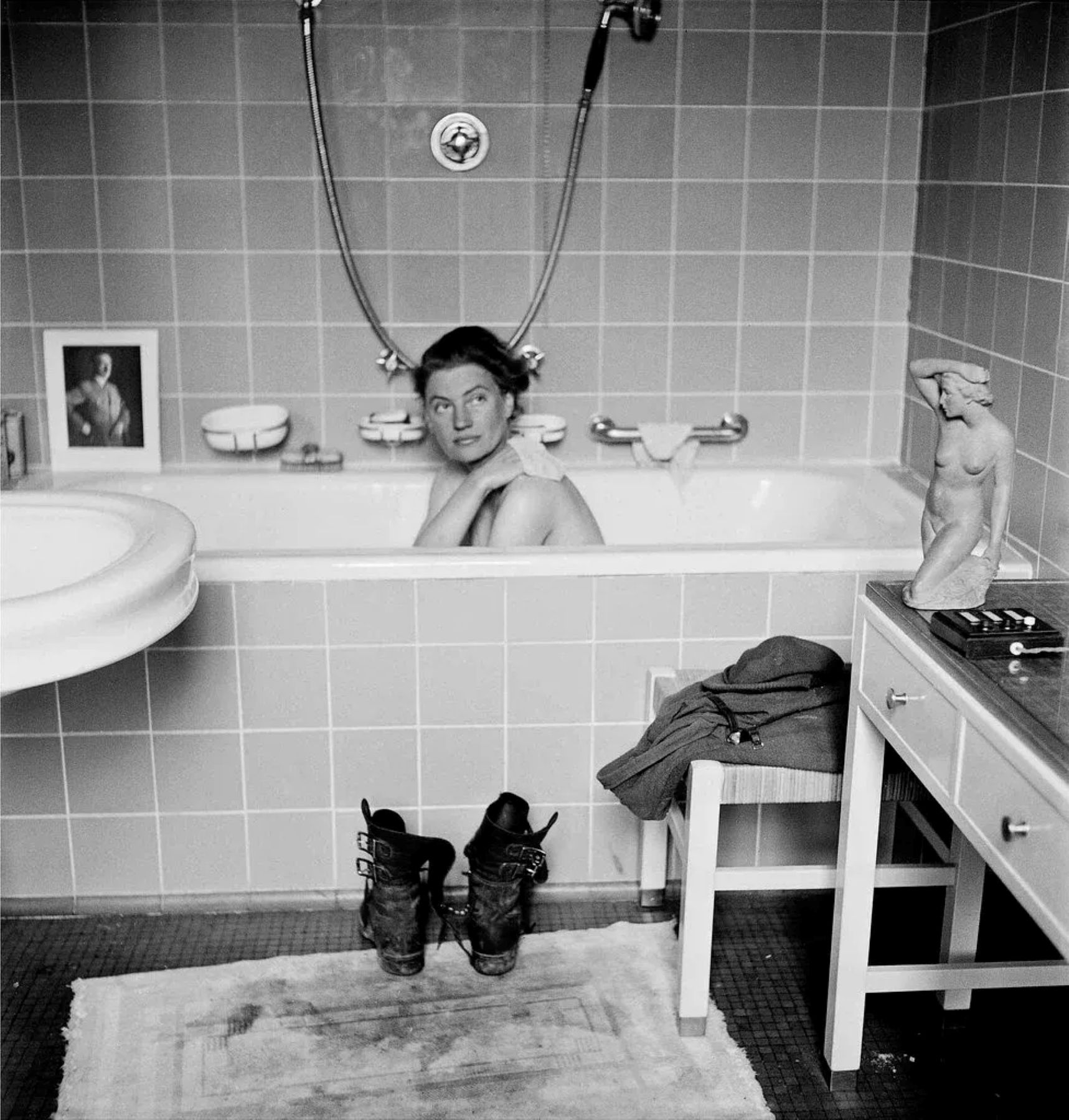 Lee Miller in Black And White
